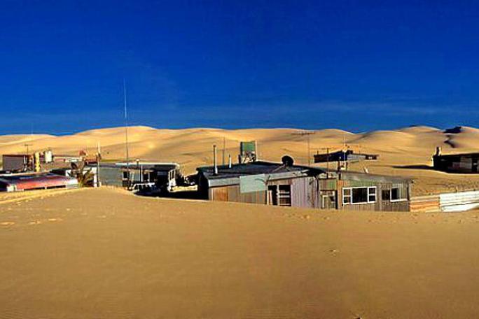 tin huts in Tin City